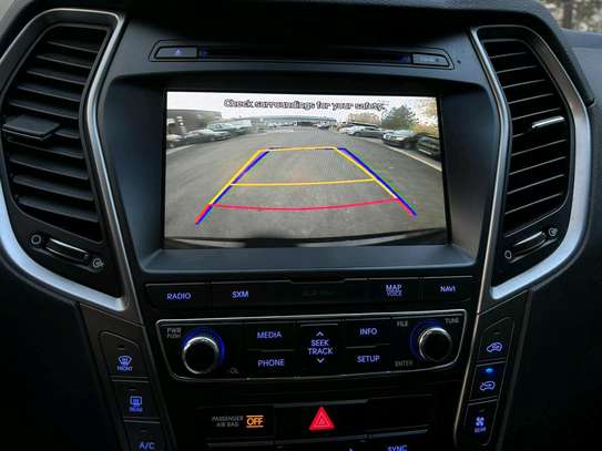 Hyundai Santa Fe XL image 9