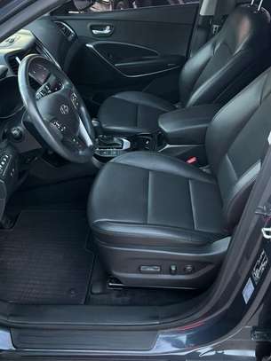 Hyundai Santa Fe 2017 diesel full options image 3