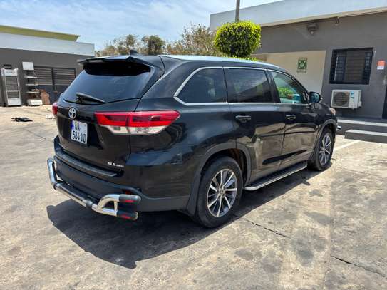 Location Toyota Higlander 2019 image 2
