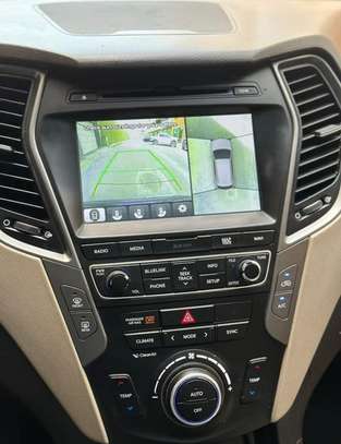 Hyundai Santafe limited 2017 image 7
