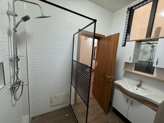 BEL APPARTEMENT F4 À SACRÉ CŒUR 3 VDN image 8