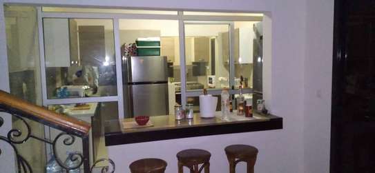 Belle villa R+1a vendre aux Almadies  Dakar image 3