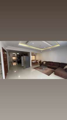 Appartements F3 Meublé à Louer longue durée Ngor virage image 9