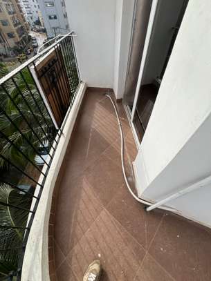 Studio meublé à louer ngor image 10