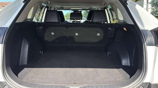 TOYOTA RAV4 image 13