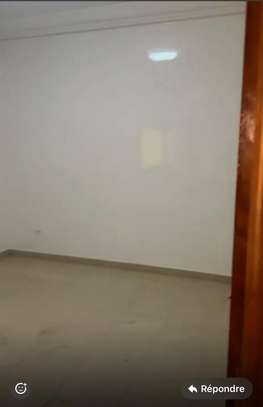 Appartement à louer près du BRT (Pharmacie Golf) image 11