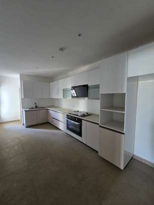 Appartement F4 Neuf Almadies image 9