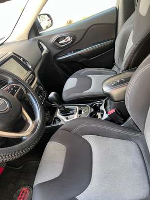 Jeep cherokee 2014 image 8