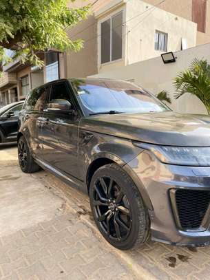 Range Rover image 5