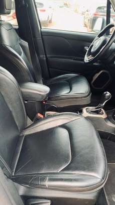 JEEP RENEGADE LIMITED image 3