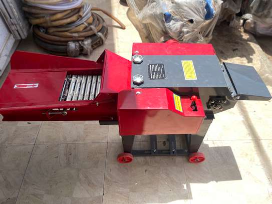 Machine à hacher le foin (paille) image 6