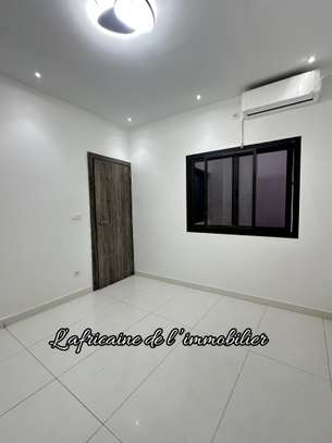 À louer – Appartement F4 neuf aux Mamelles image 12