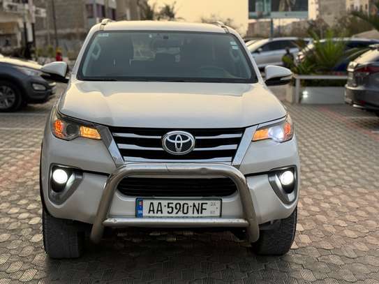 Toyota fortuner 2018 image 8