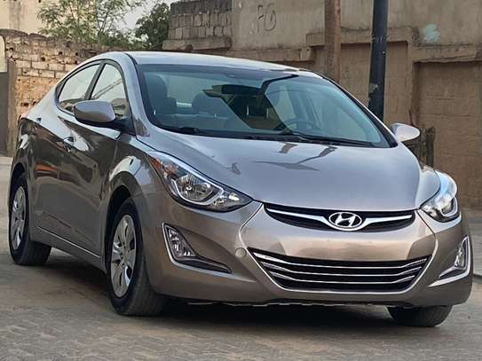 HYUNDAI ELANTRA image 6