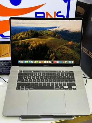 MacBook Pro 16-inch 2019 16 Pouces Core i9 image 3