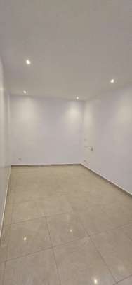 2 CHAMBRES A LOUER A NGOR image 11