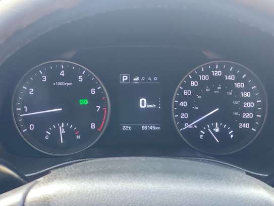 Hyundai elantra 2017 image 6