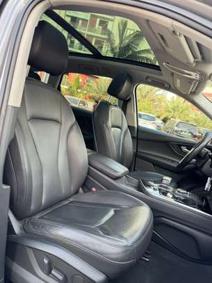 AUDI Q7 2017 Quattro image 10