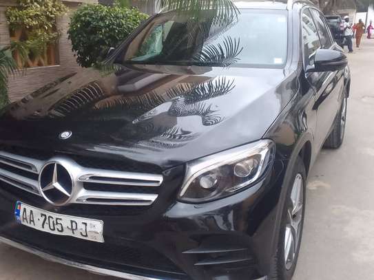 Mercedes GLC250 image 2