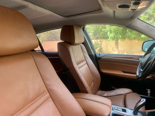 BMW X6 2012 image 6