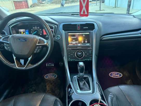 Ford Fusion se  2020 image 6