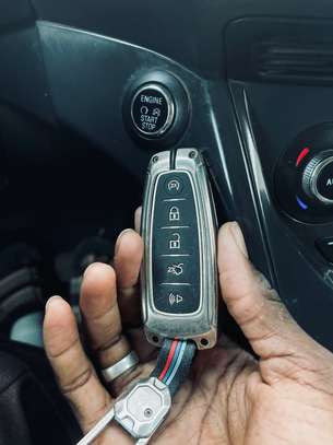 A vendre Ford escape titanium image 9