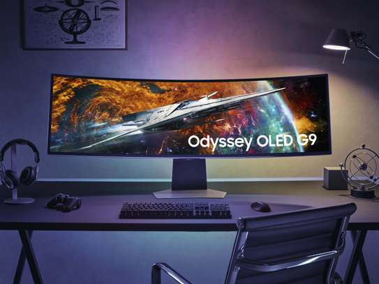 Samsung 49" Odyssey OLED G9 image 3