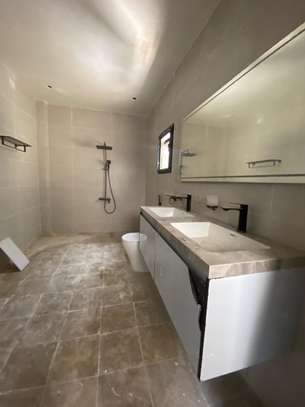 Penthouse F5 à la Cité Keur Gorgui image 9