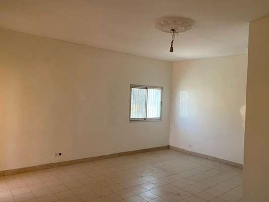 Appartement F3 à louer liberté 6 extension image 3