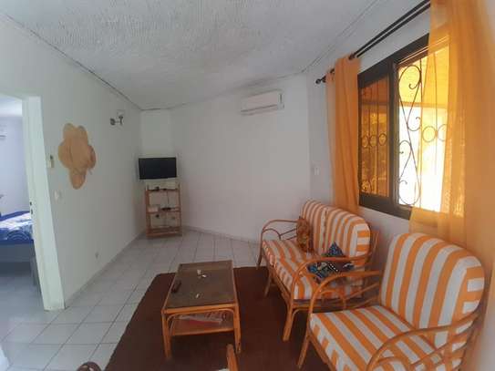 Bel villa avec piscine a Saly image 3