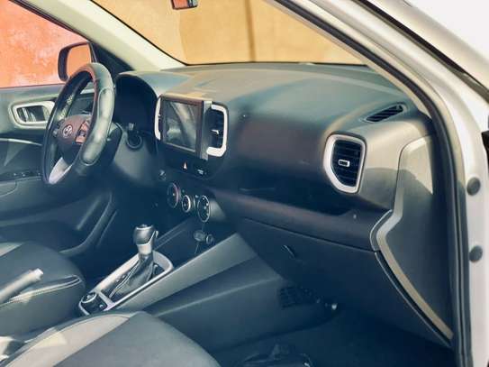 Hyundai venue image 6