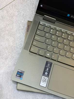 Lenovo Yoga 7 14ITL5 – 2-en-1 Tactile 360° image 2