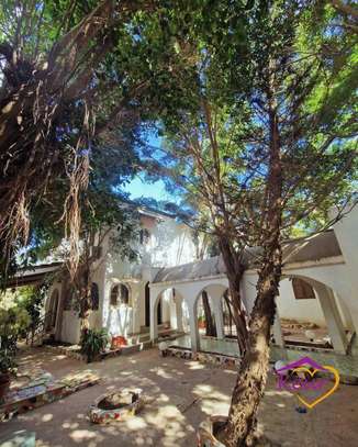 Villa en location longue durée au cœur des Almadies image 9