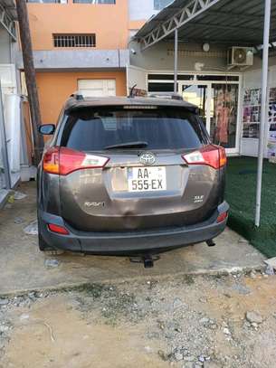 Toyota RAV4  2015 image 2