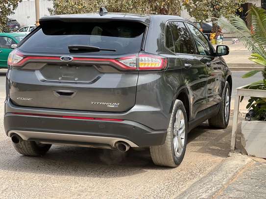 Ford Edge Titanium 2018 image 10