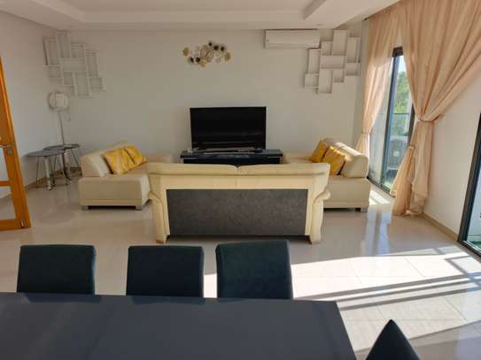Belle appartement meublée aux almadie image 3