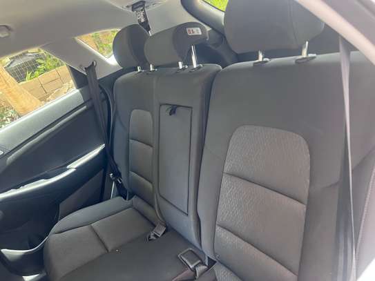 Hyundai Tucson image 10