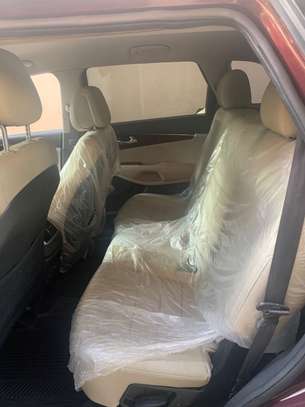 Kia Sorento image 5