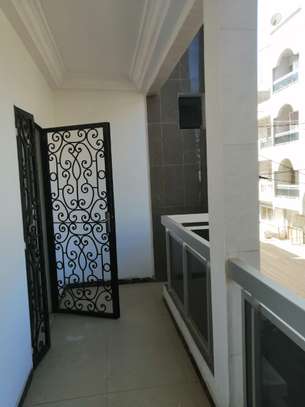 Appartement F4 à louer aux Parcelles Assainies U26 image 2