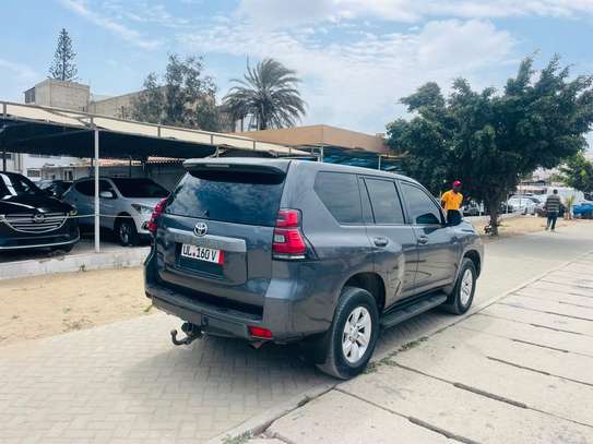 Toyota Prado 2019 VXR image 4