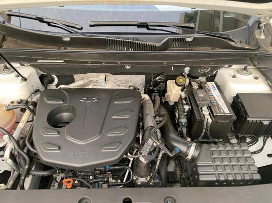 Jetour SUV blanc neuf spacieux moteur 1.5 image 10