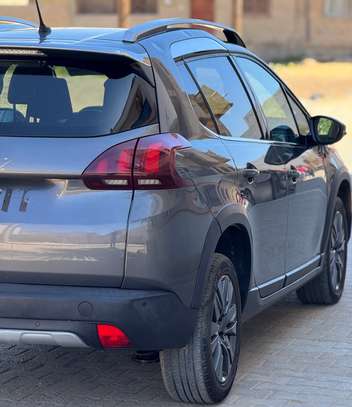 Peugeot 2008 2017 image 10