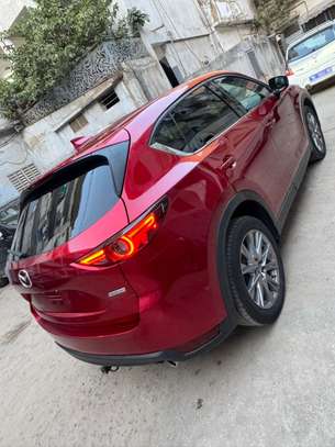 Je vend ma Mazda cx5 2019 automatique essence GT image 4