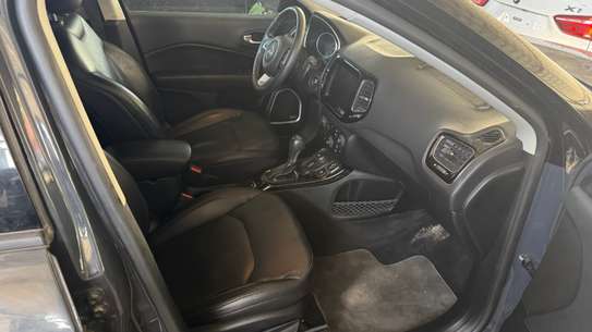 Jeep Compass 2018 Limited 4x4 image 2