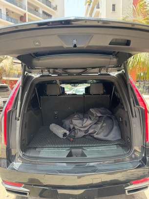 Cadillac Escalade 2021 image 7