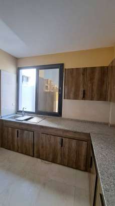 APPARTEMENT F4 NEUF A VENDRE A NGOR-ALMADIES image 6