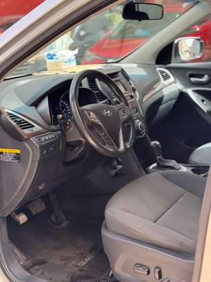 Hyundai santa fe image 7