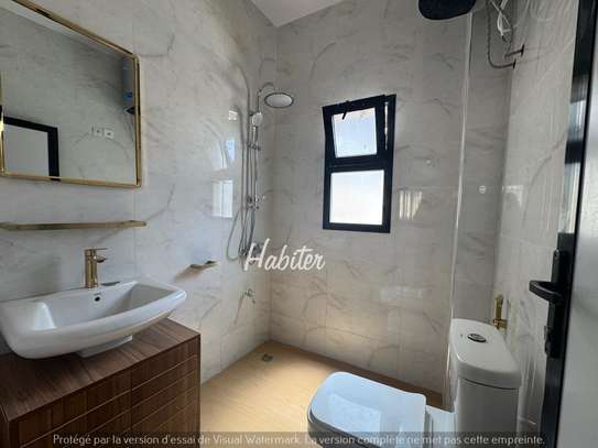 Appartement à louer à sacré coeur 3 image 6