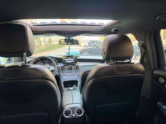 Mercedes GLC 300 2018 image 10