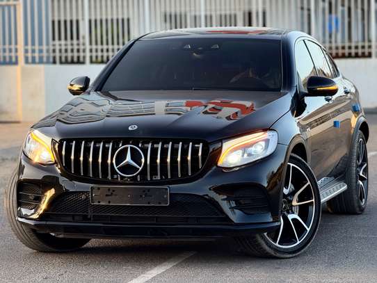 Mercedes glc 43 image 2